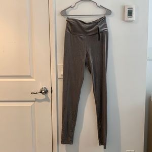 RDI silver pants size L